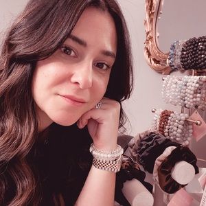 Meet your Posher, Daniela